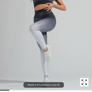 BuffBunny Gradient Leggings - Black and White